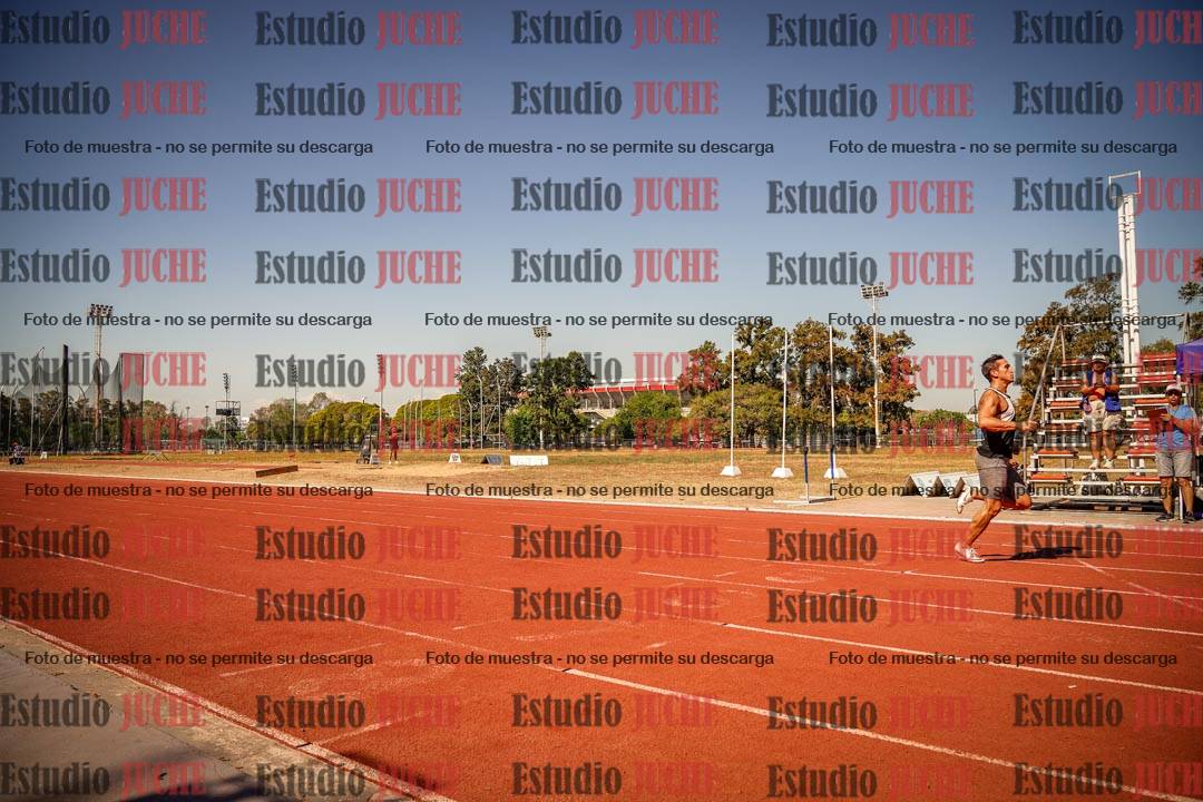 Fotos de los 200 m llanos de varones