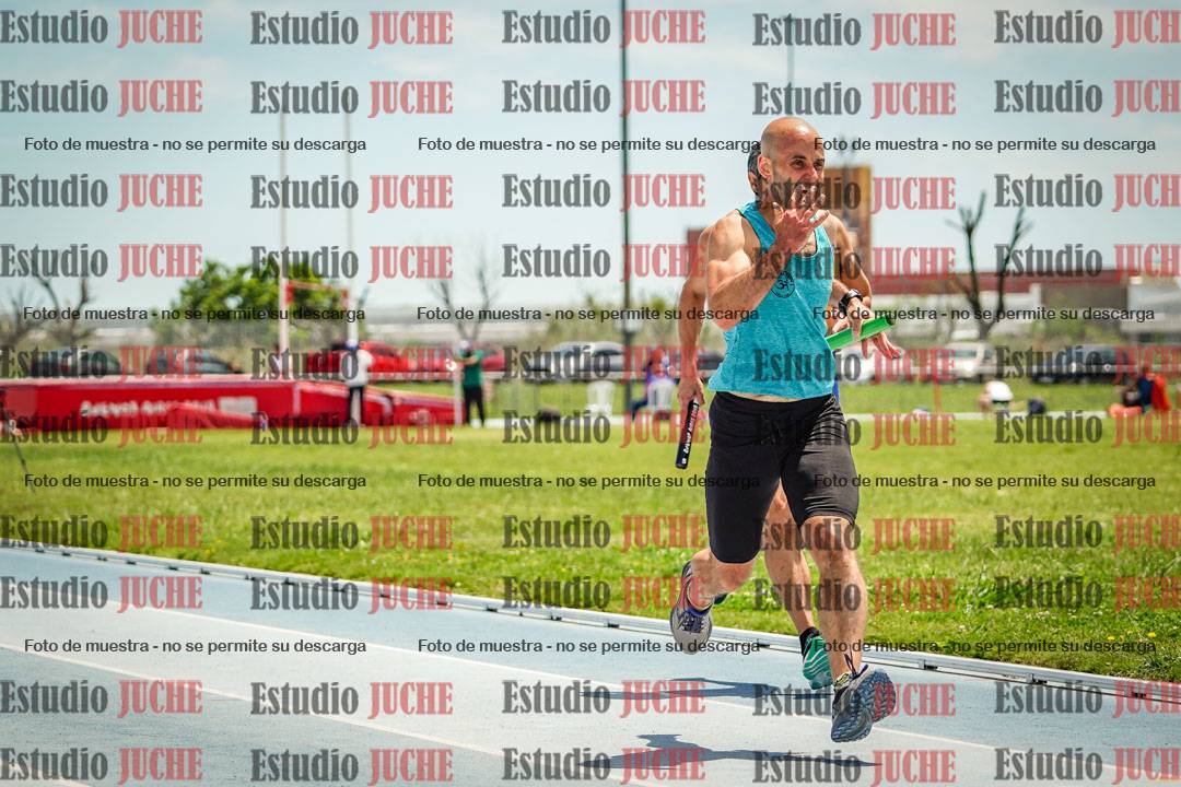 Fotos de las llegadas de los relevos 20' para running teams - serie 1