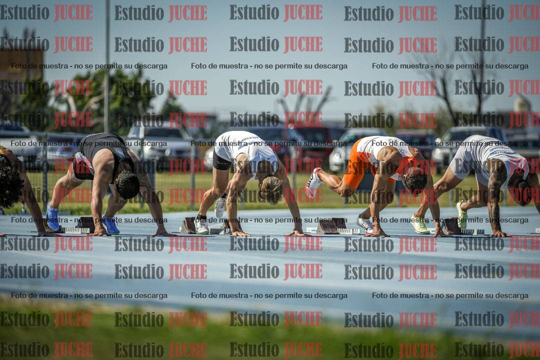 Fotos de los 100 m llanos de varones