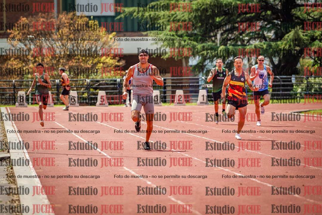 Fotos de los 400 m llanos de varones