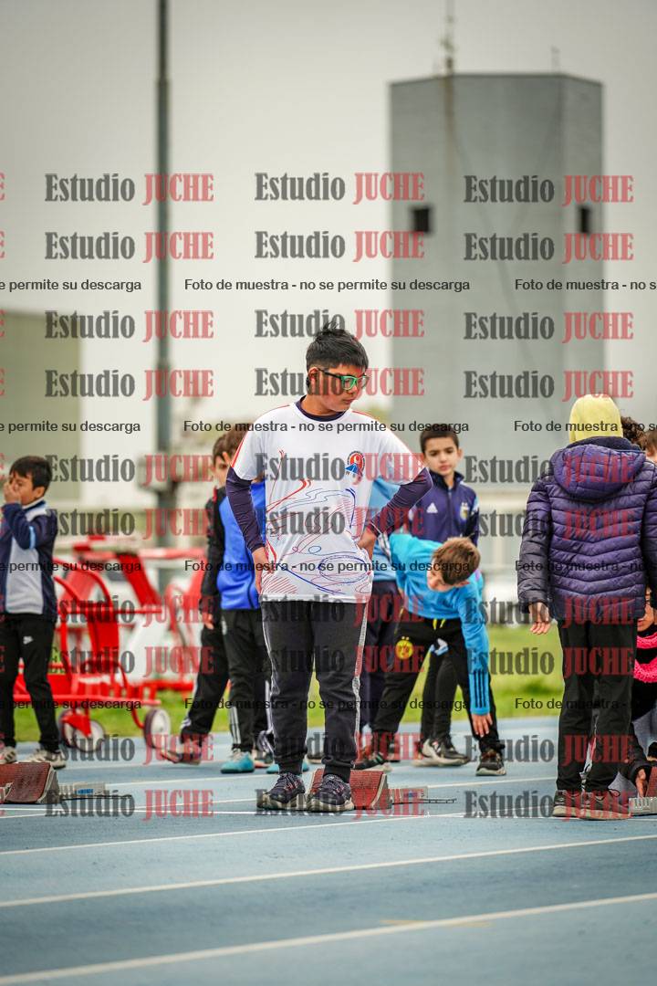 Fotos de los 50 m llanos de varones - U12