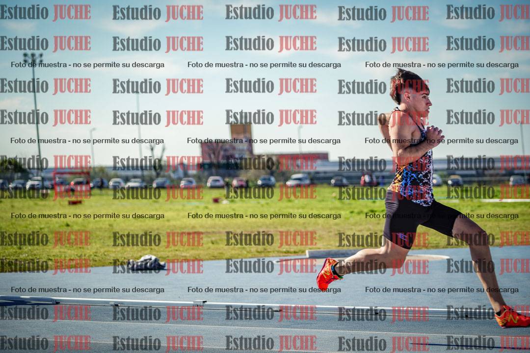 Fotos de los 400 m llanos de varones