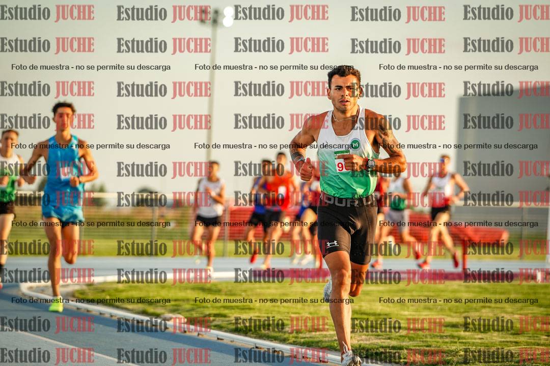 Fotos de los 3000 m llanos de varones