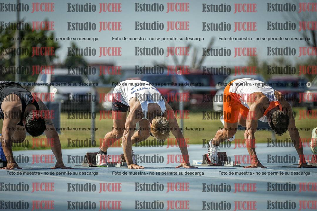 Fotos de los 100 m llanos de varones