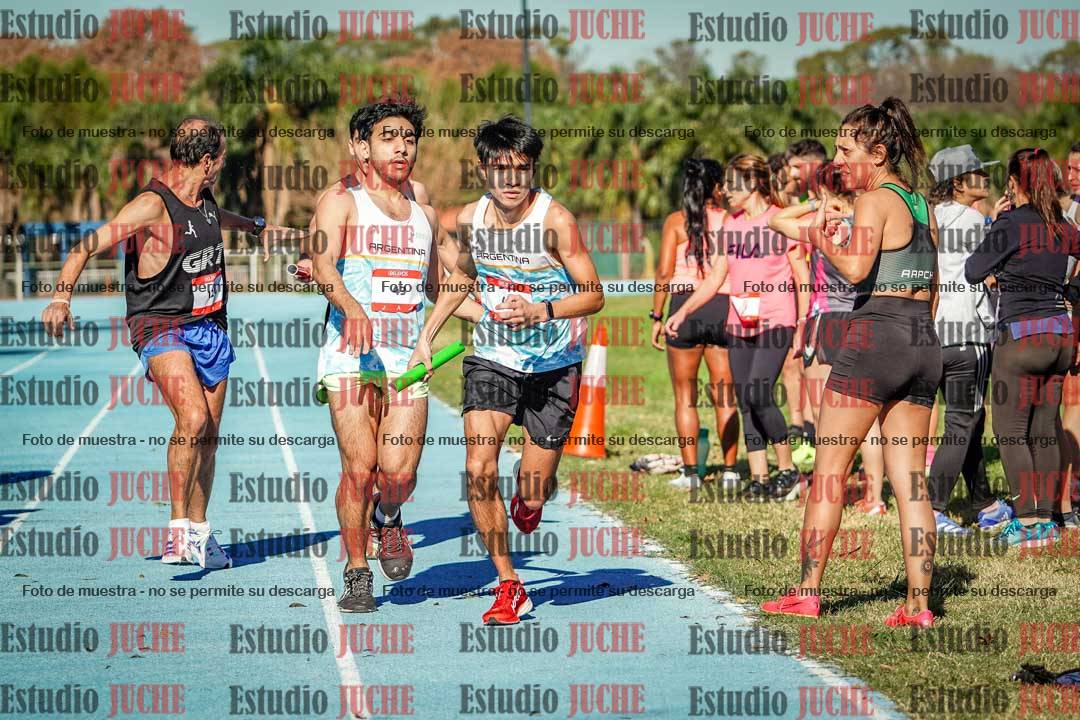 Fotos durante los relevos