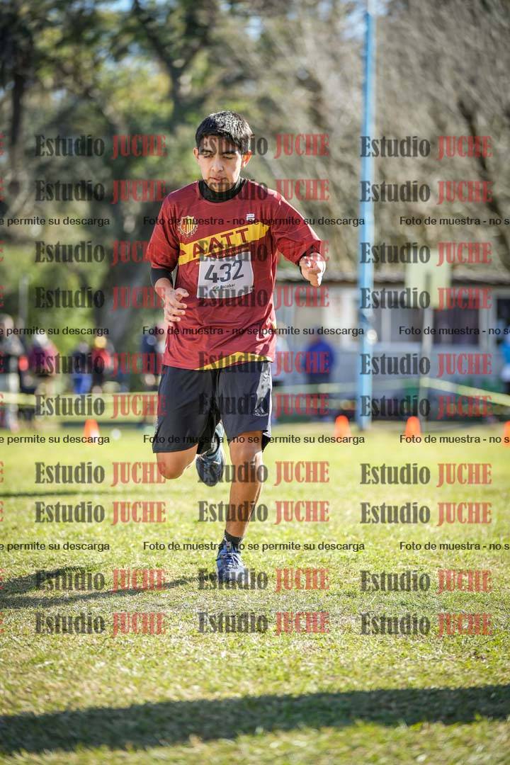 Fotos de la llegada del cross de 2000 m