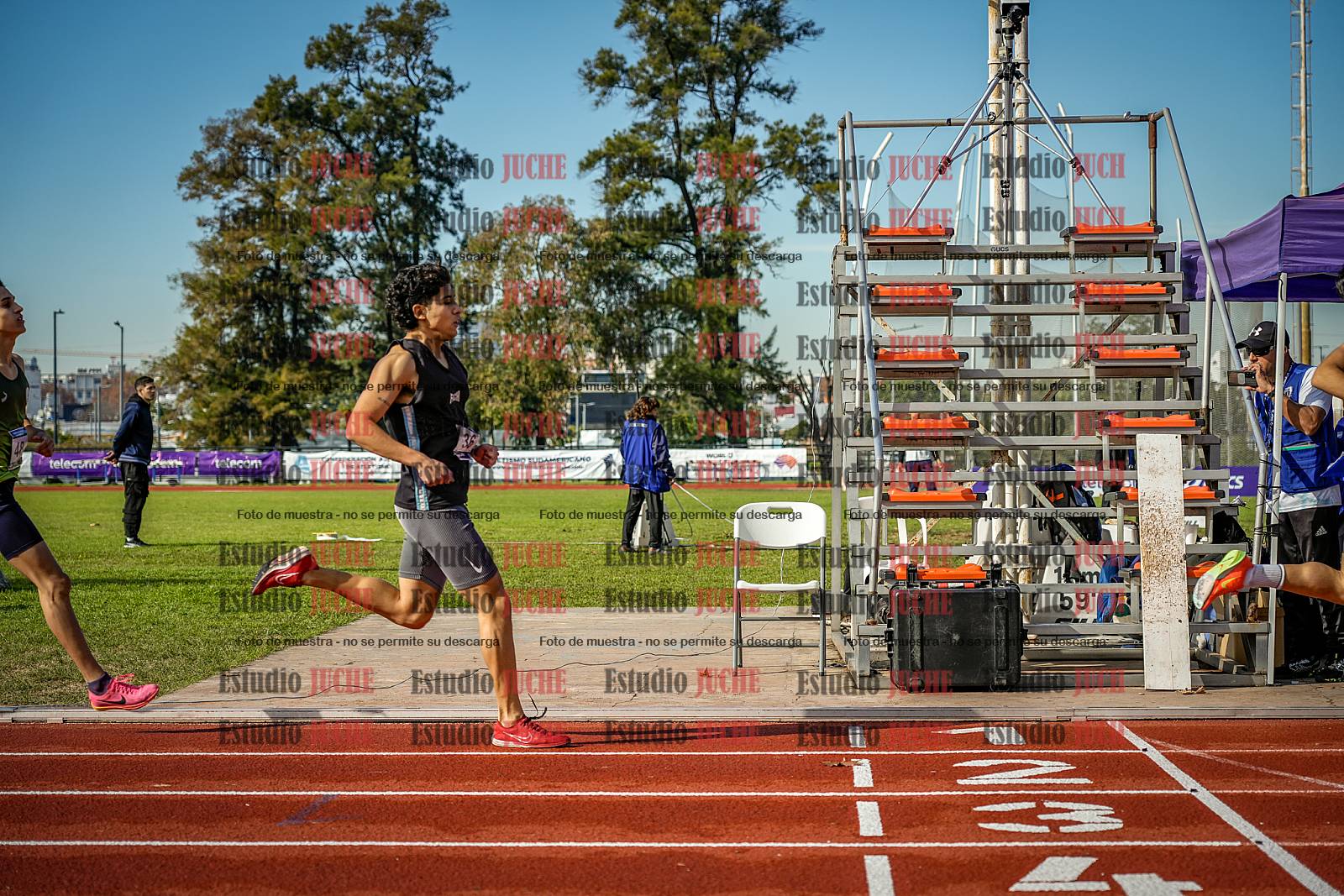 Fotos de los 800 m de varones