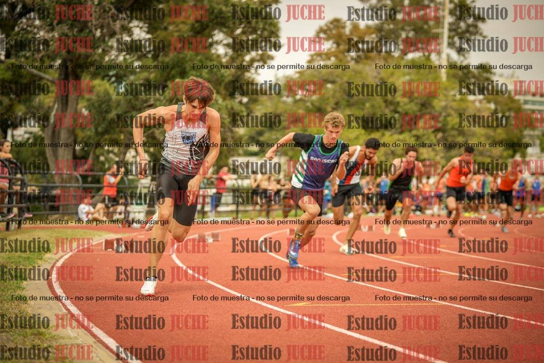Fotos de los 200 m llanos de varones