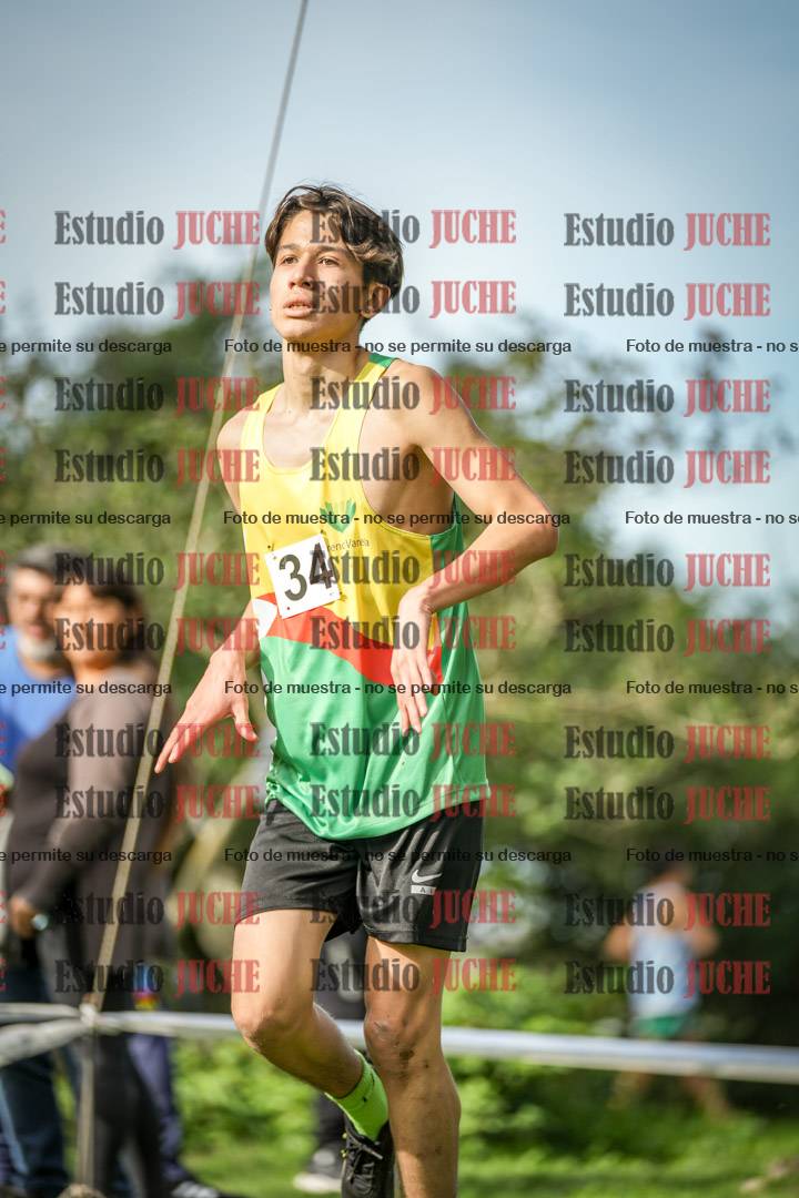 Fotos de la llegada del cross de 2000 m