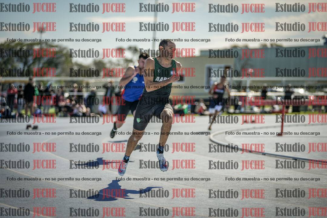 Fotos de los 400 m llanos de varones