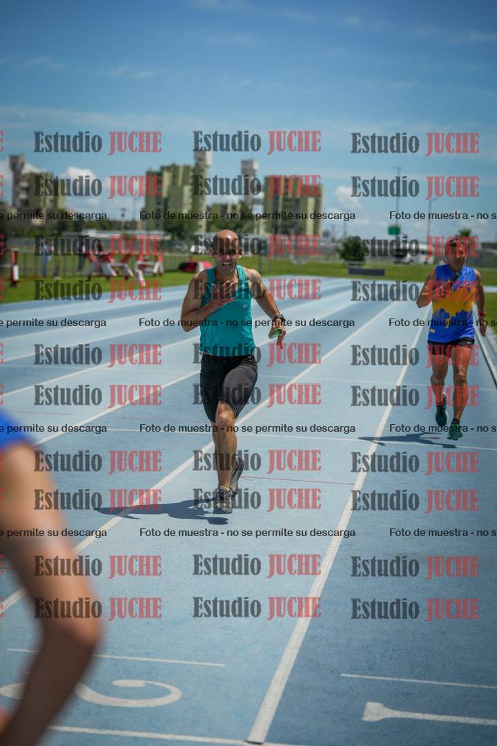 Fotos de las llegadas de los relevos 20' para running teams - serie 1