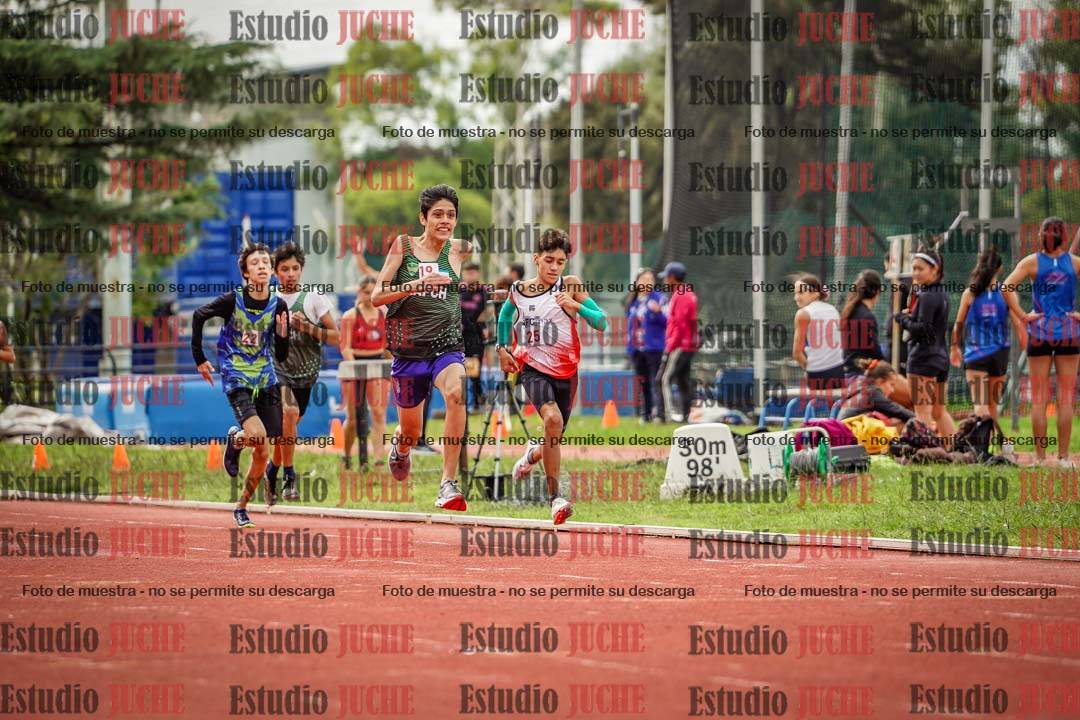 Fotos de los 600 m llanos de varones