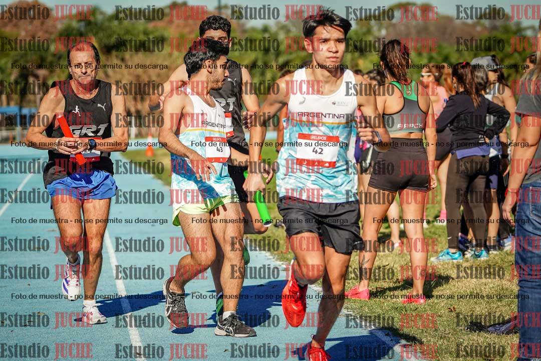 Fotos durante los relevos