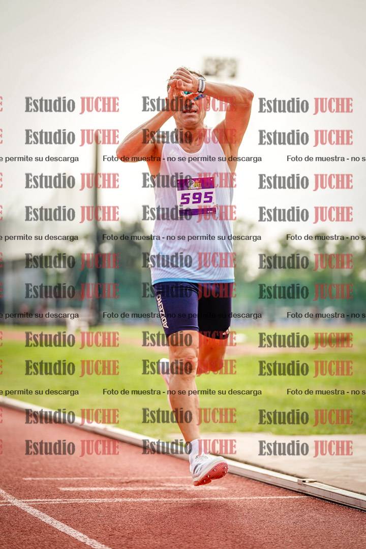 Fotos de los 3000 m llanos de varones
