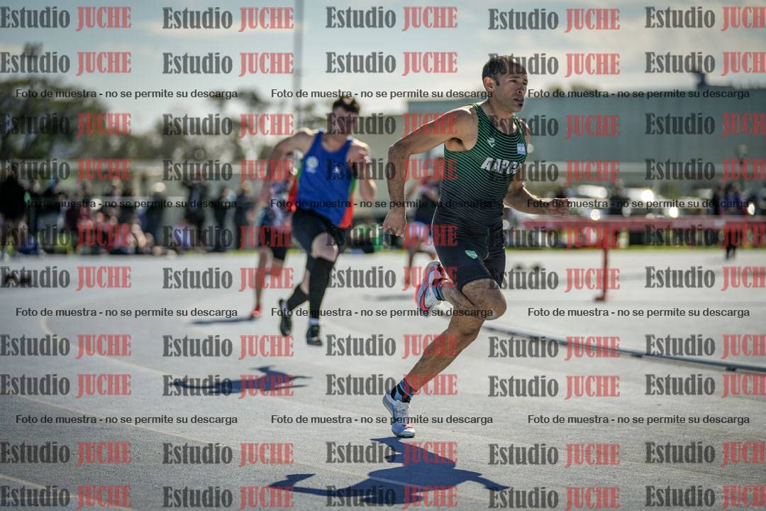 Fotos de los 400 m llanos de varones