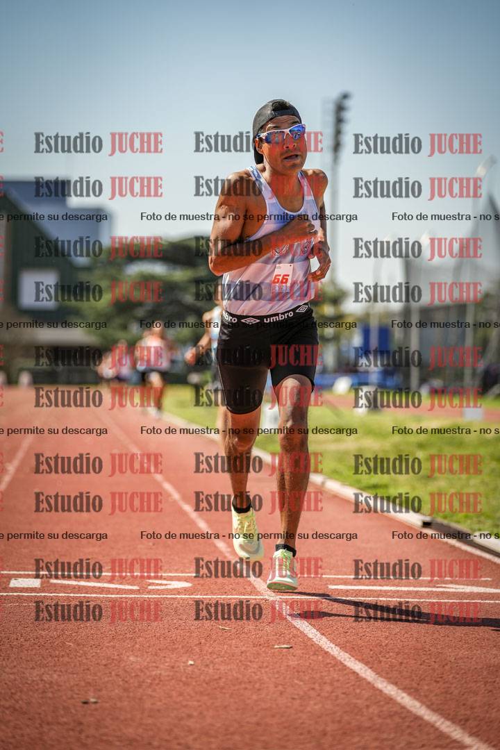 Fotos de los 1500 m llanos de varones