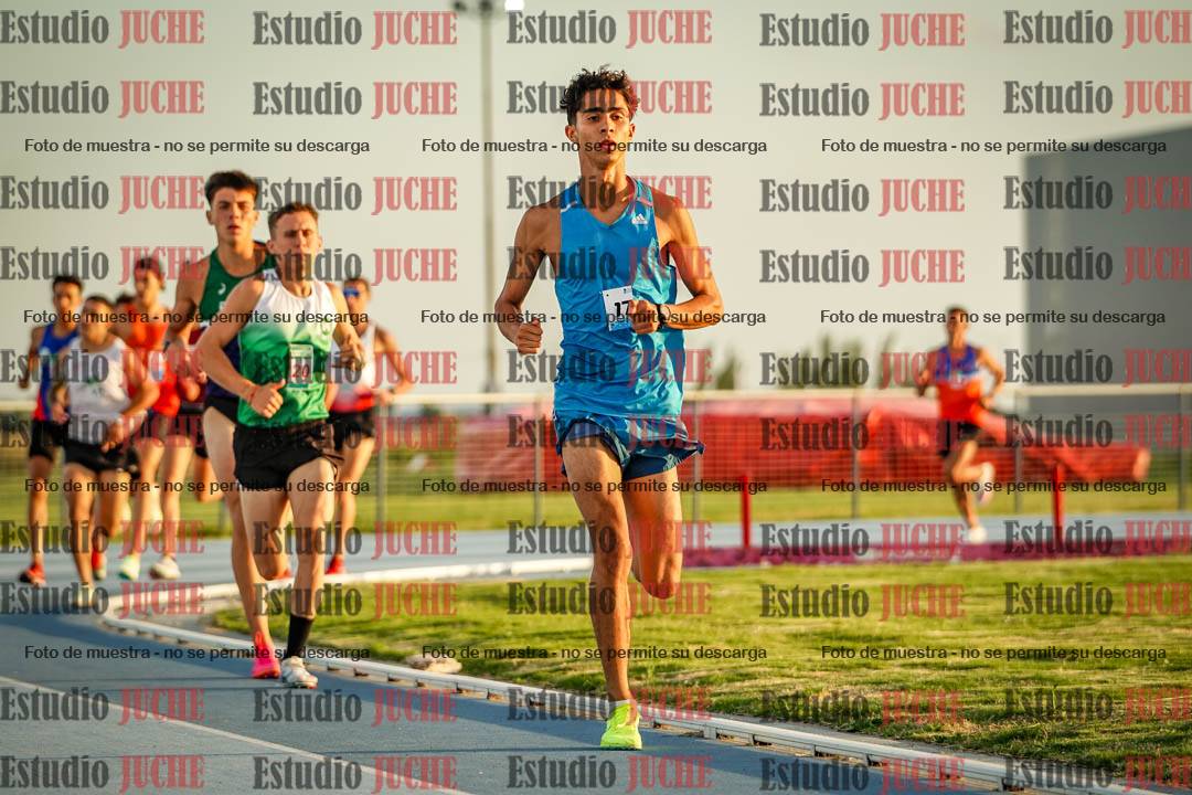 Fotos de los 3000 m llanos de varones