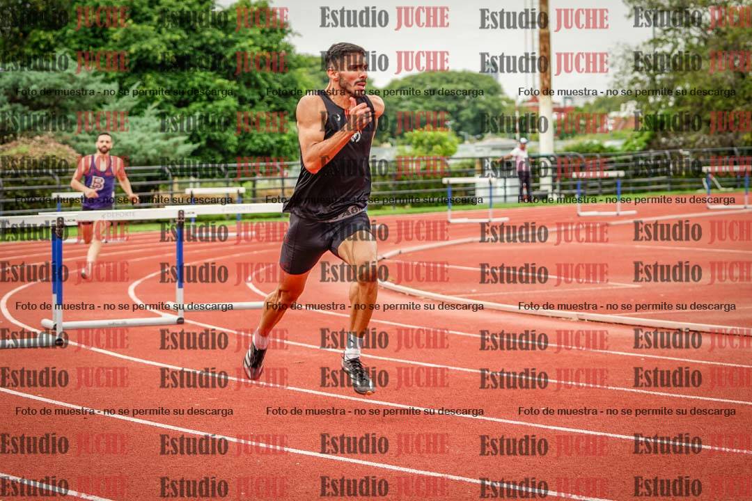 Fotos de los 400 m con vallas de varones