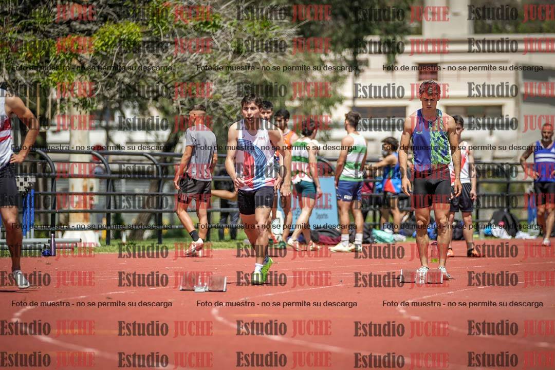 Fotos de los 200 m llanos de varones