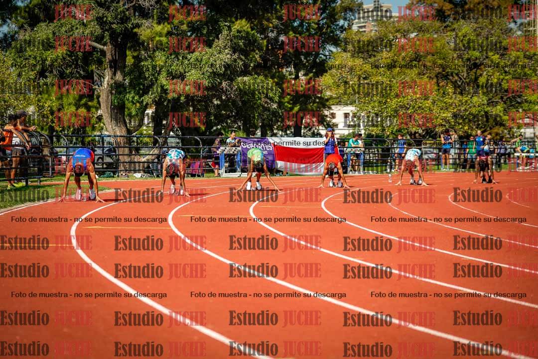 Fotos de los 200 m llanos de varones