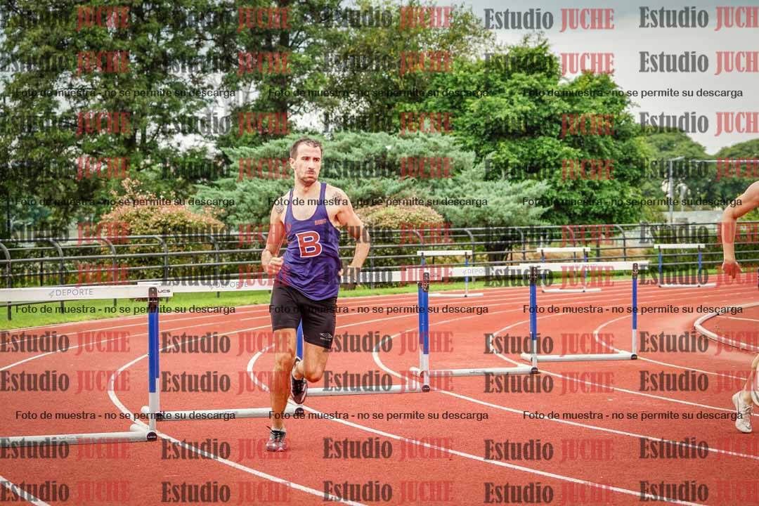 Fotos de los 400 m con vallas de varones