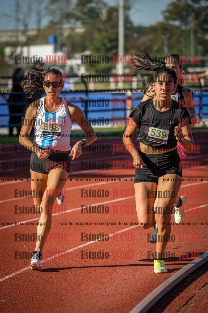 Fotos de los 3000 m llanos de mujeres