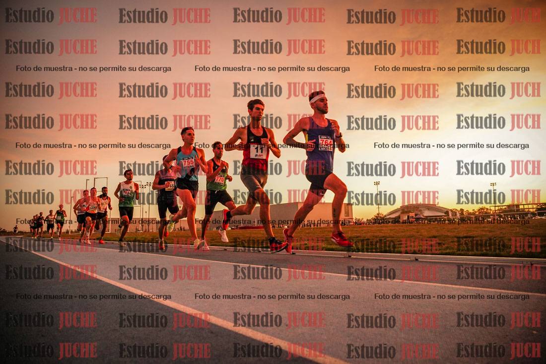 Fotos de los 3000 m llanos de varones