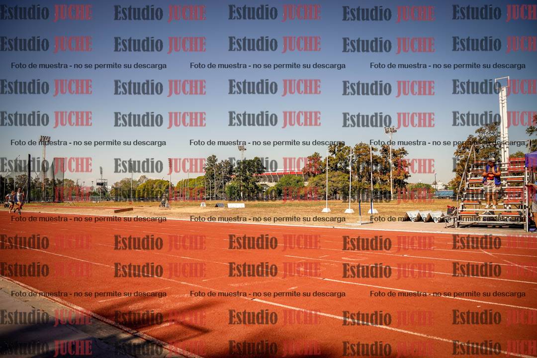 Fotos de los 200 m llanos de varones