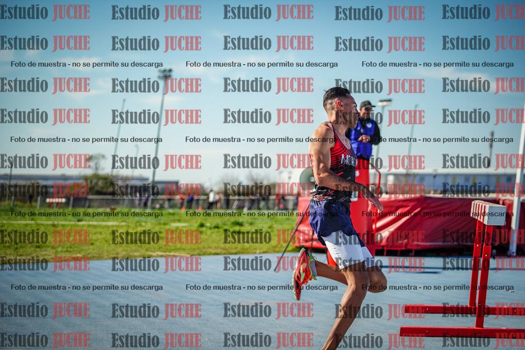 Fotos de los 400 m llanos de varones