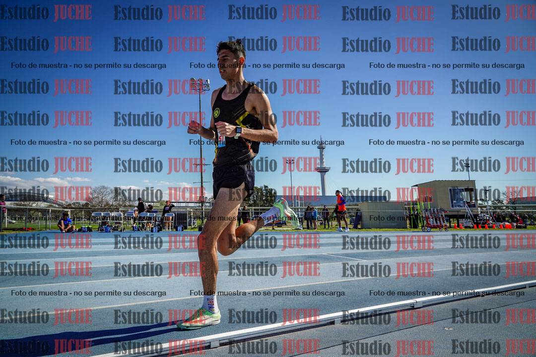 Fotos de los 5000 m llanos de mujeres y varones