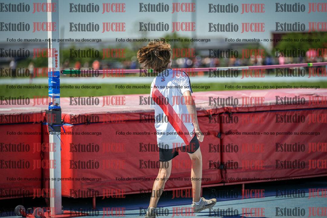 Fotos del salto en alto de varones - U14