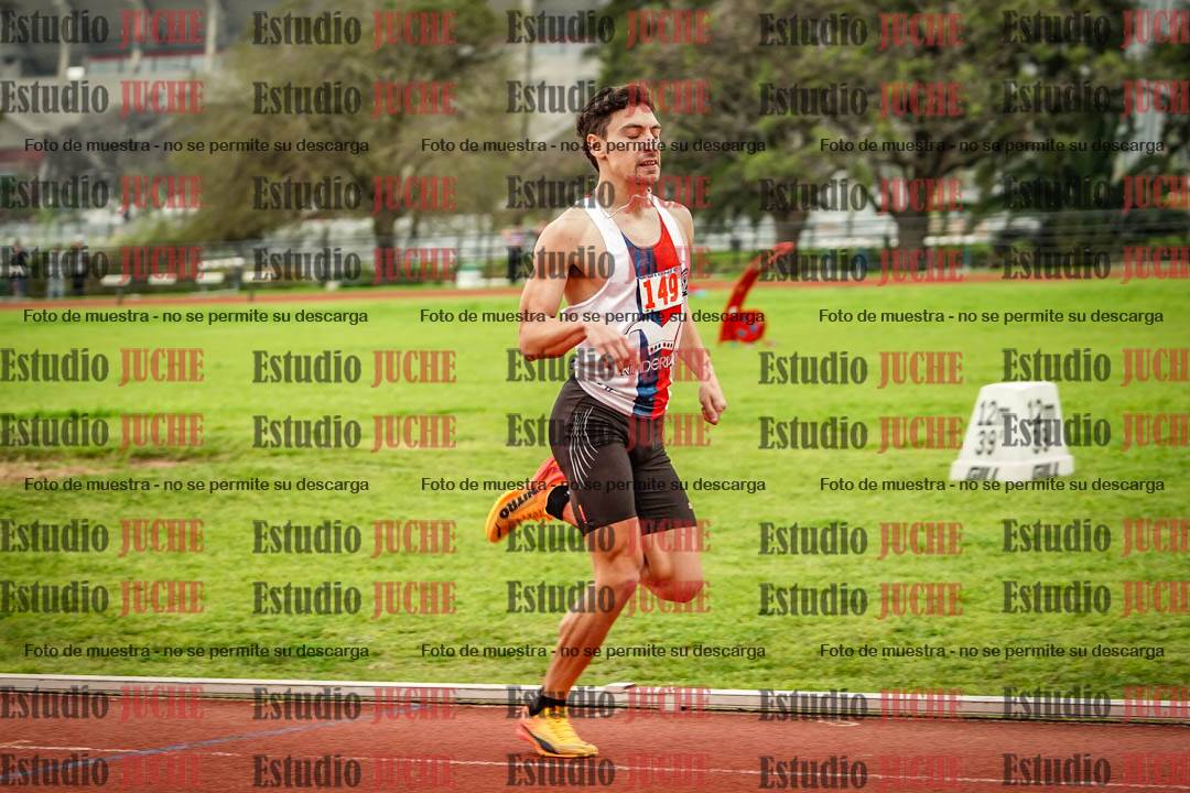 Fotos de los 800 m llanos de varones