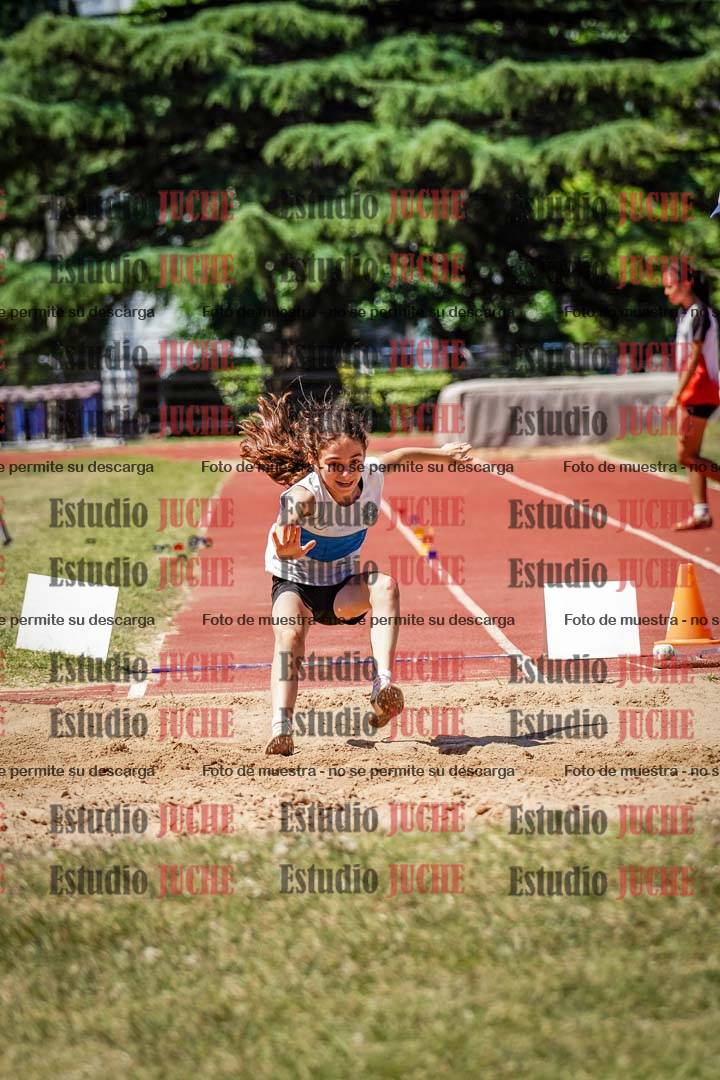 Fotos del salto en largo de mujeres - U14