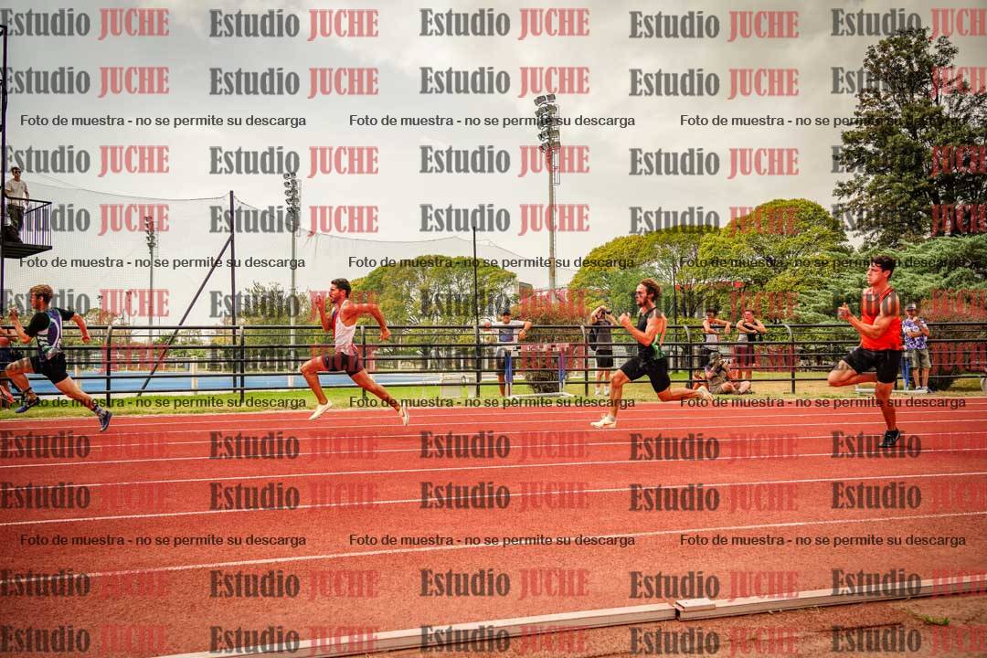 Fotos de los 200 m llanos de varones