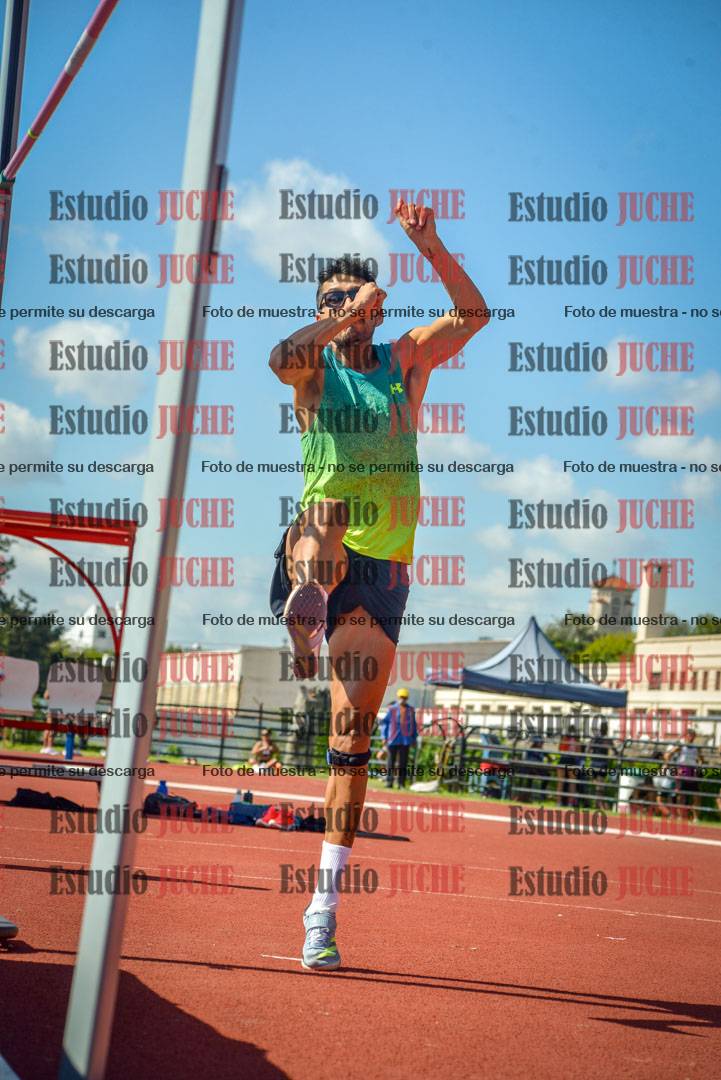 Fotos del salto en alto de varones