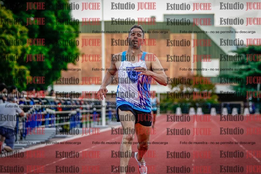 Fotos de los 400 m llanos de varones