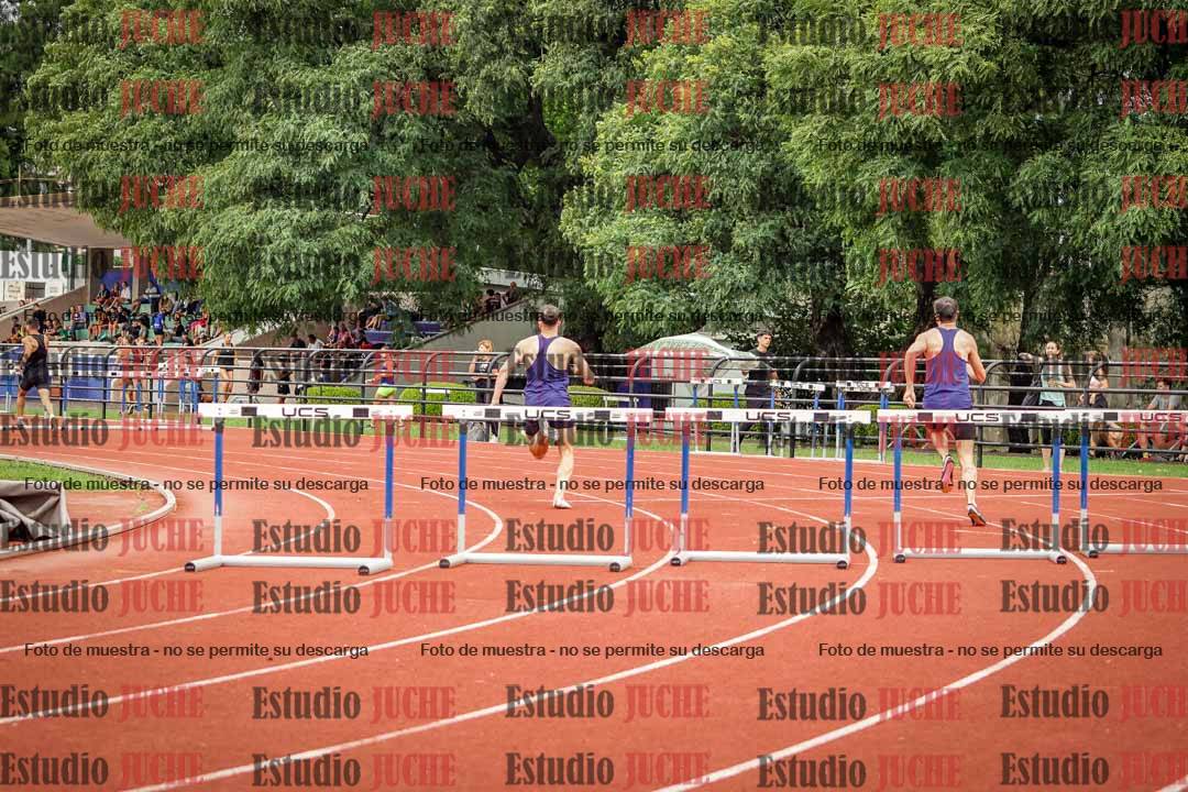 Fotos de los 400 m con vallas de varones