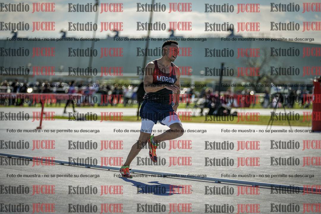 Fotos de los 400 m llanos de varones