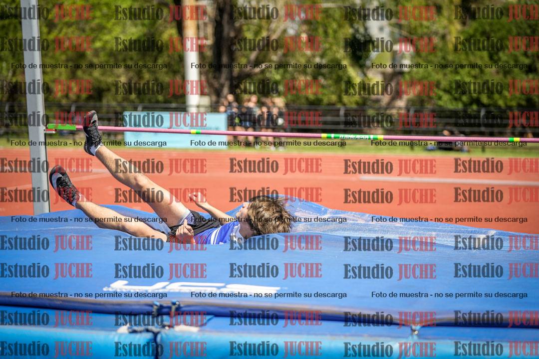 Fotos del salto en alto de varones - octatlón