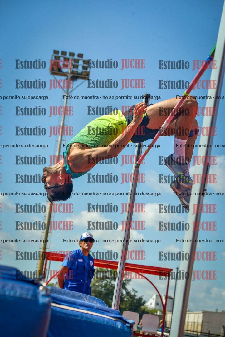 Fotos del salto en alto de varones