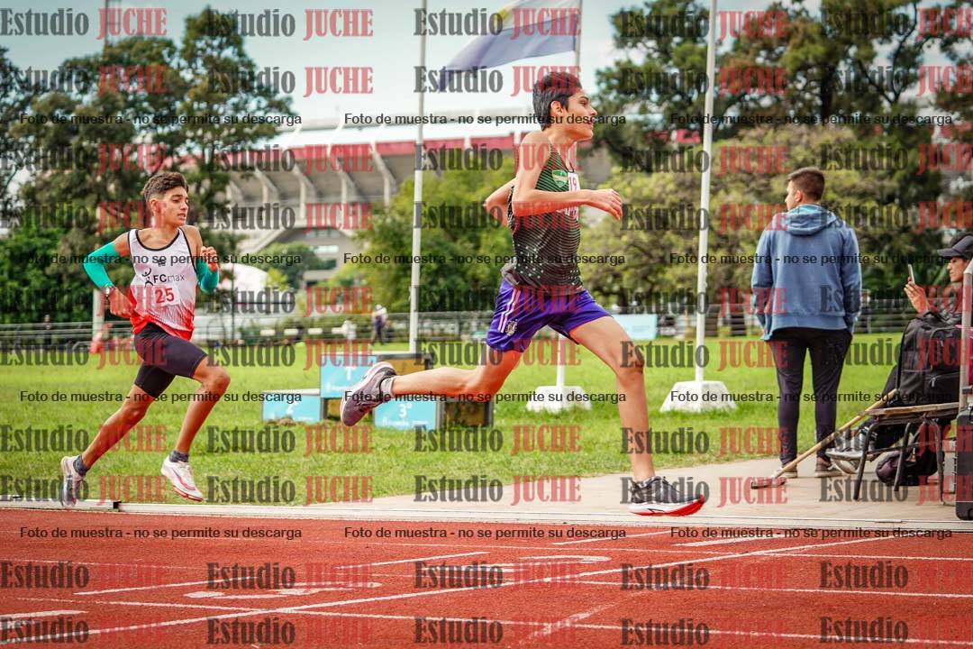 Fotos de los 600 m llanos de varones