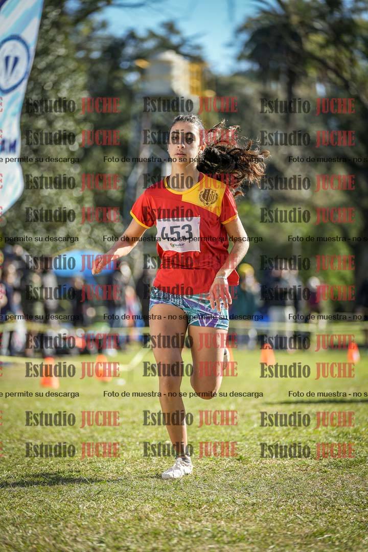 Fotos de la llegada del cross de 2000 m