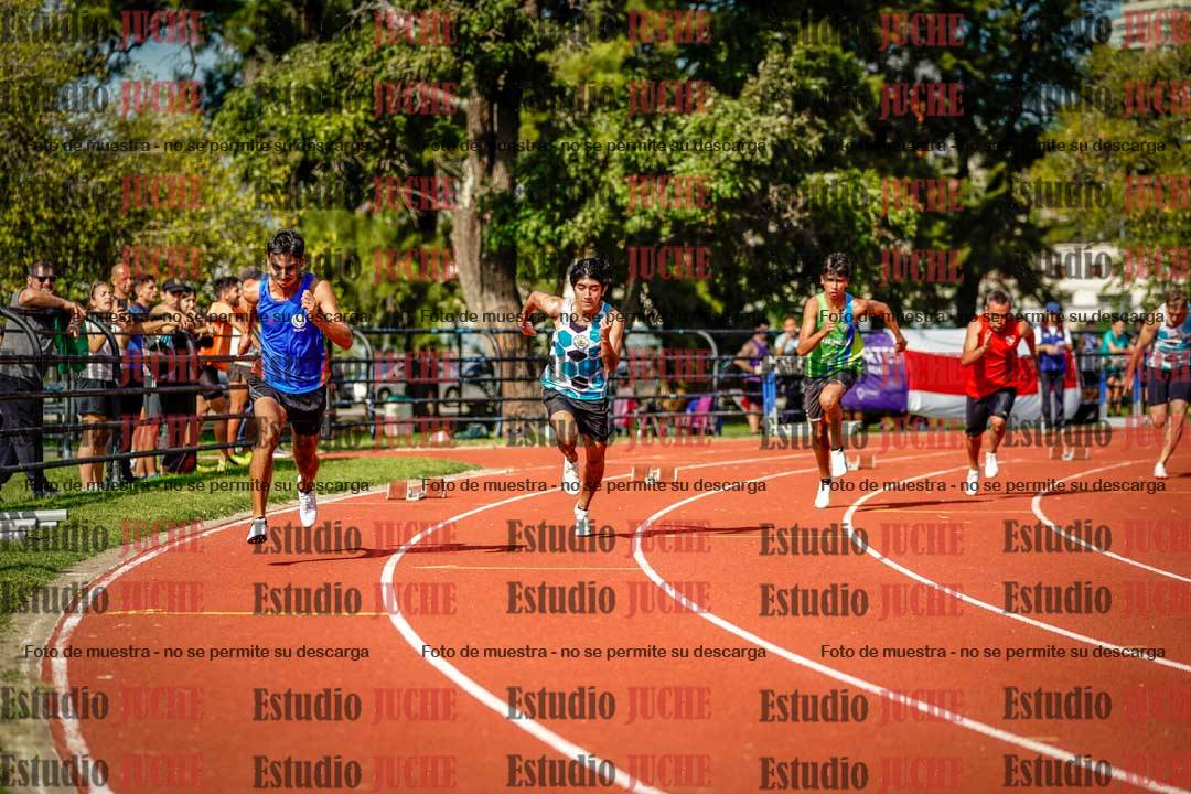 Fotos de los 200 m llanos de varones