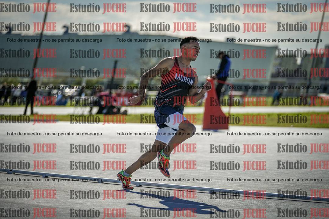 Fotos de los 400 m llanos de varones