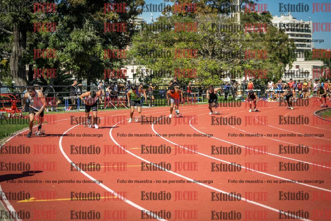 Fotos de los 200 m llanos de varones