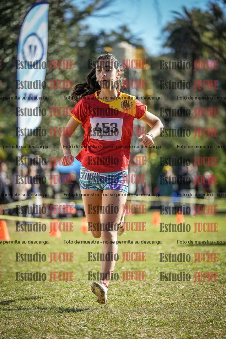 Fotos de la llegada del cross de 2000 m