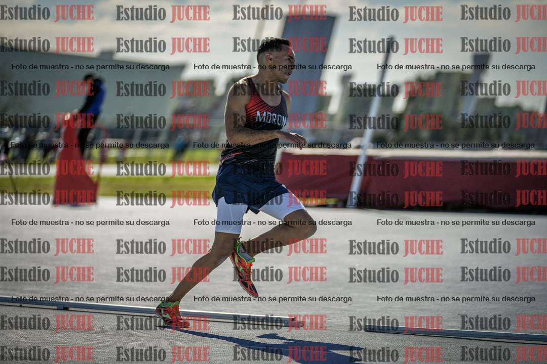 Fotos de los 400 m llanos de varones