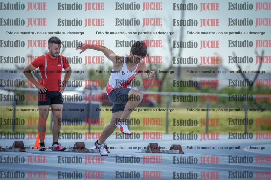 Fotos de los 100 m llanos de varones