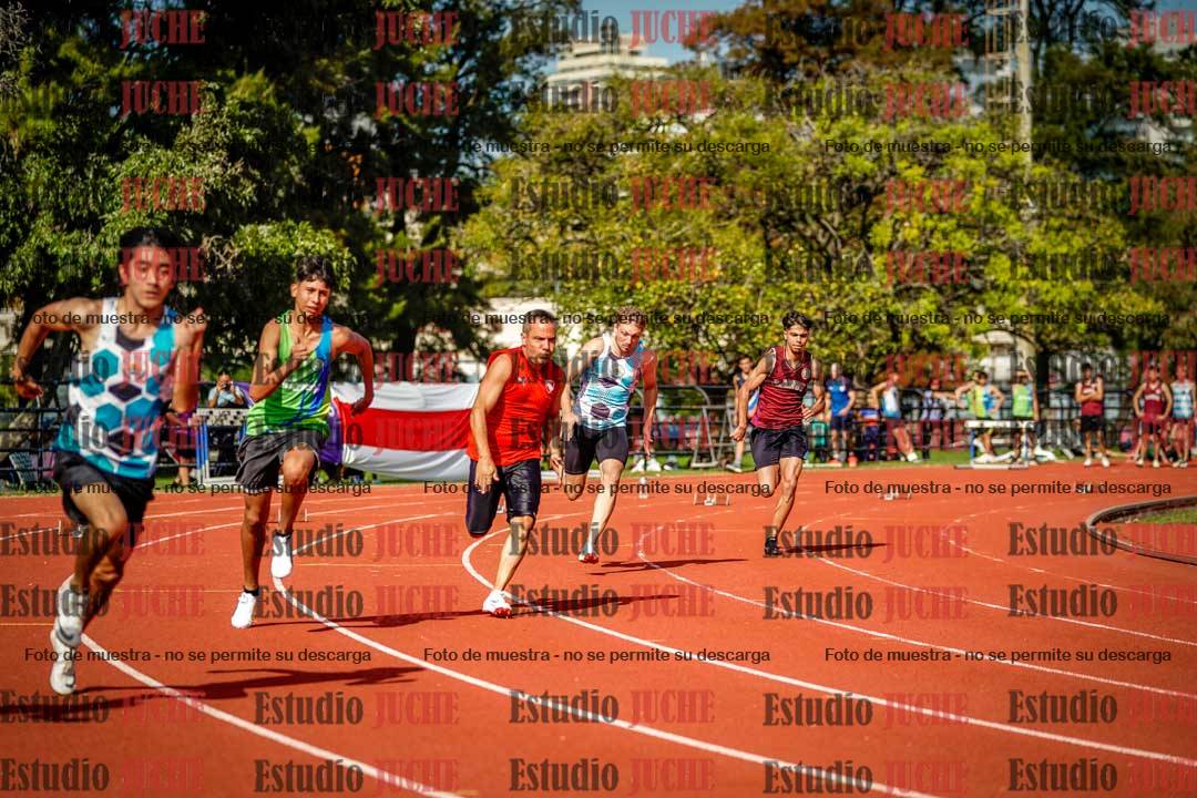 Fotos de los 200 m llanos de varones
