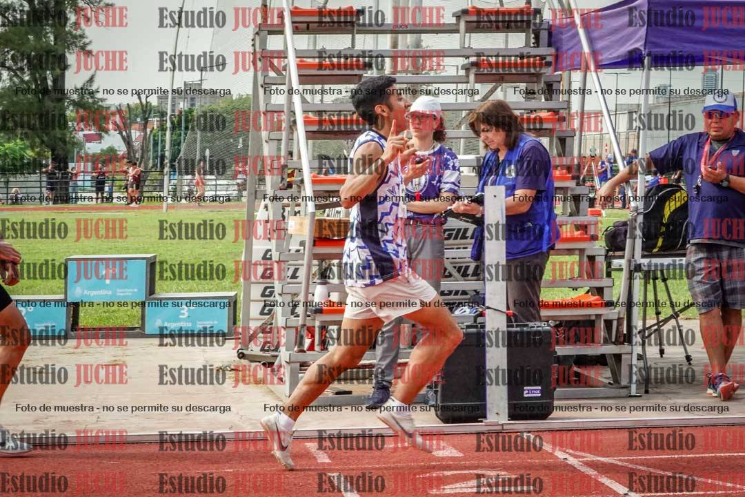 Fotos de los 3000 m llanos de varones